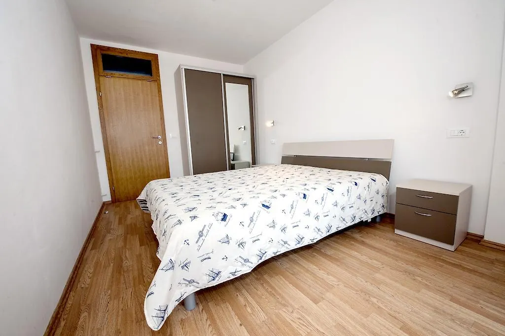 Apartments Centener Rovinj 0*,